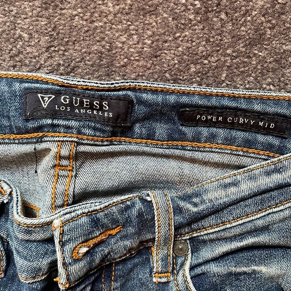 Guess power curvy mid jeans - Picture 2 of 5